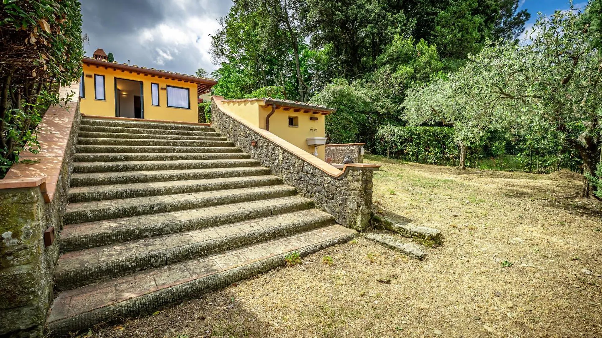 Ferienwohnung Yid Cozy House In Fiesole With Jacuzzi 0*,
