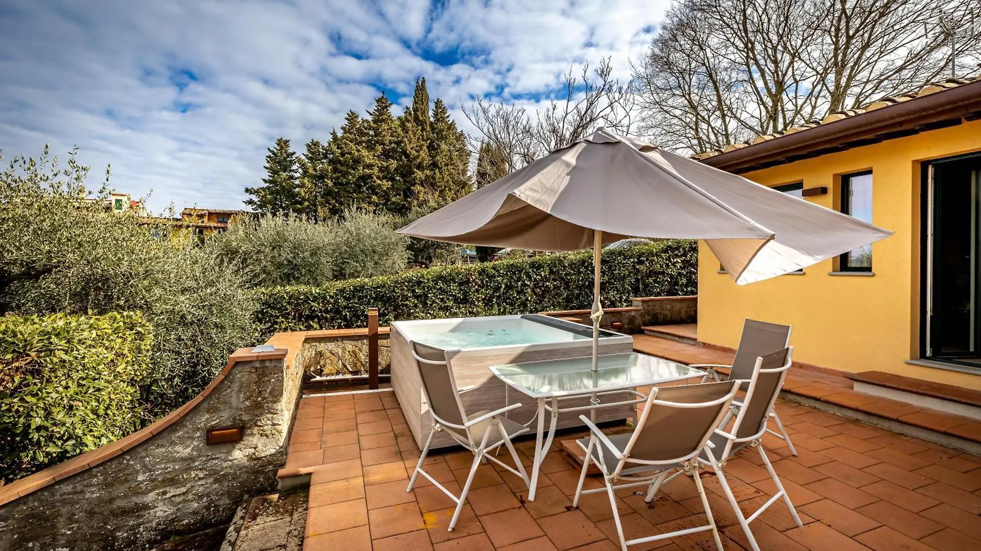 Ferienwohnung Yid Cozy House In Fiesole With Jacuzzi 0*,